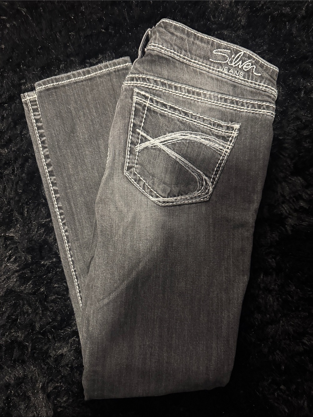 Silver Jeans Women's Charcoal Skinny Jeans with Contrast Stitching